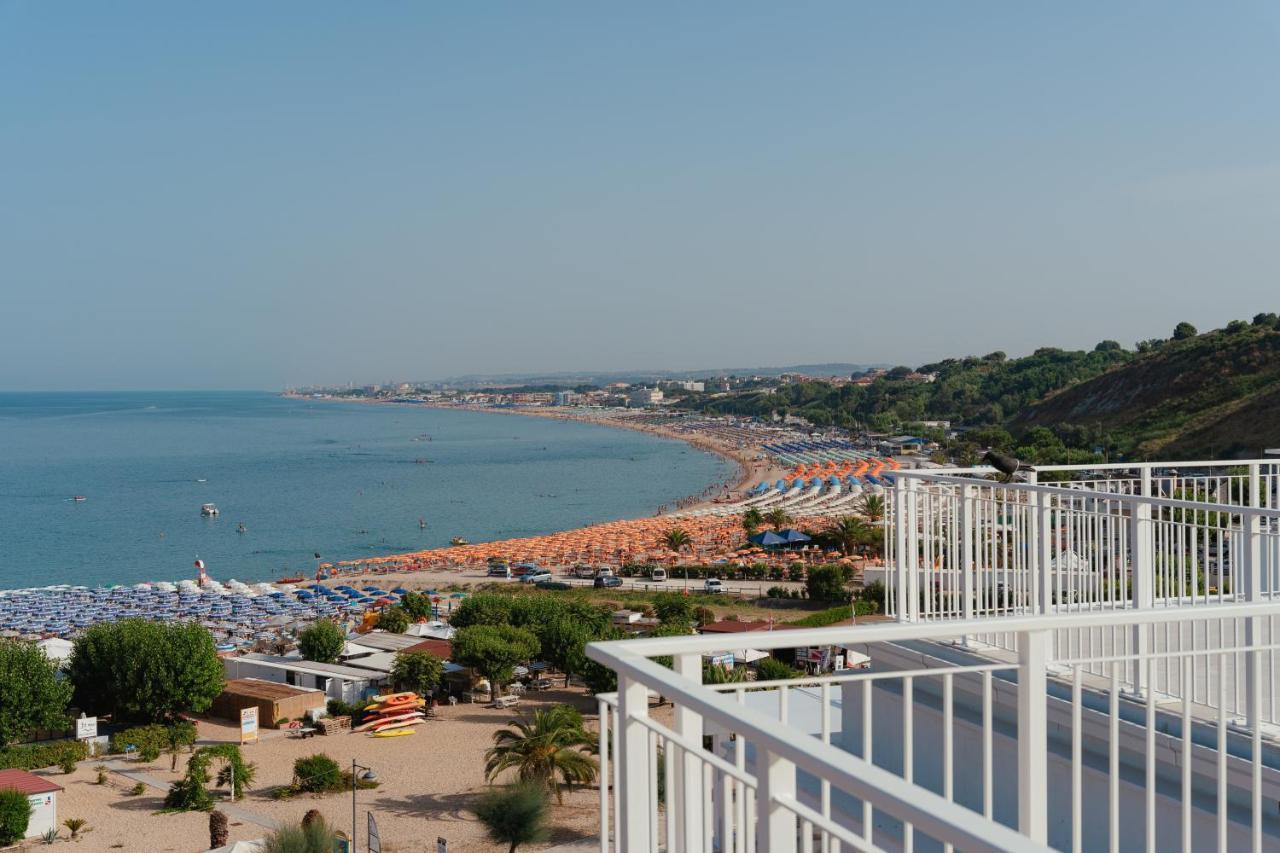 View Place & Spa Numana Exterior photo